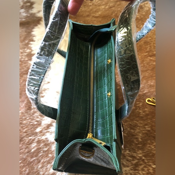 Fawn Design Medium Carryall + belt bag - Picture 9 of 17